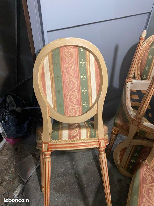 Chaises medaillon (image 3)