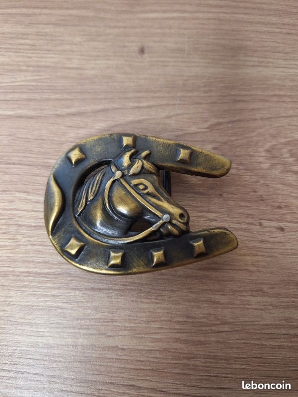 Boucle Ceinture Ou Broche Cheval Pour Cavalier - Accessoire équestre D'occasion
