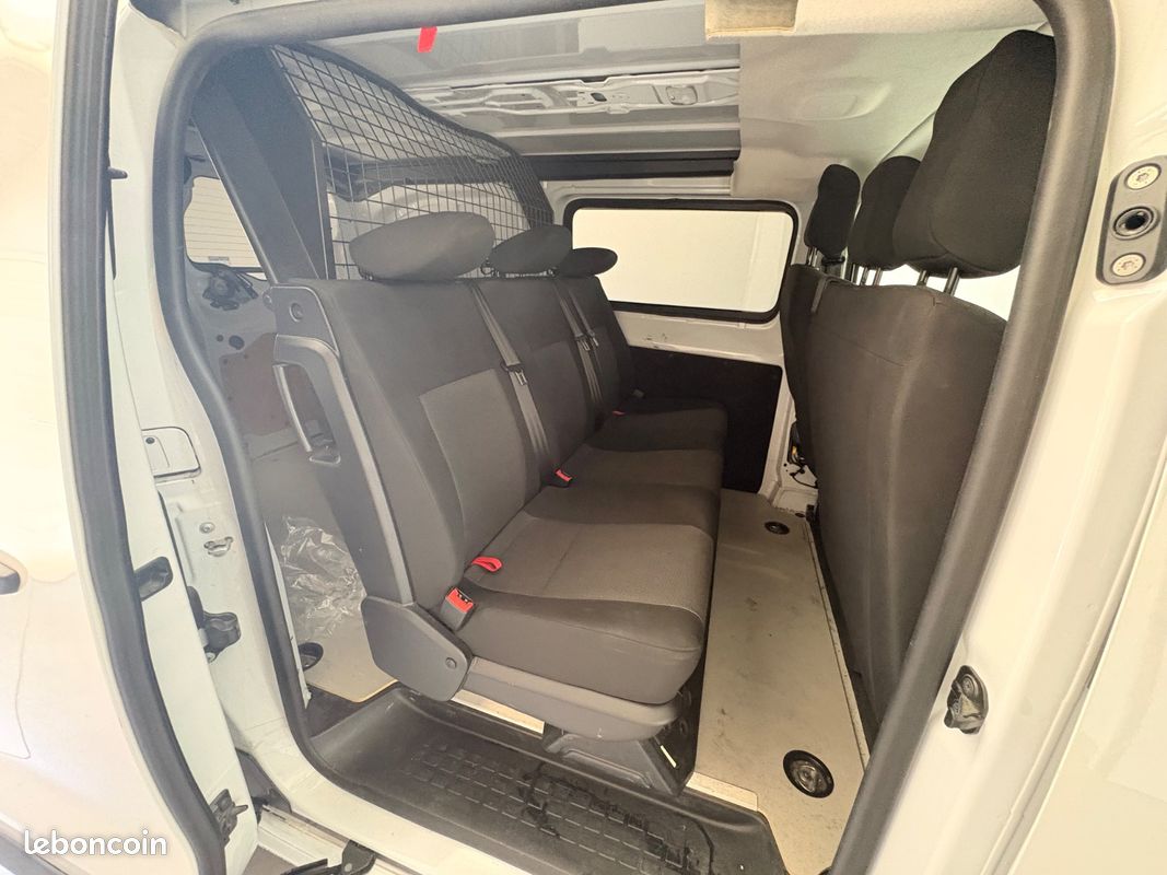 Peugeot EXPERT FOURGON M (L2) Cabine Repliable entretien complet/6 places (image 13)