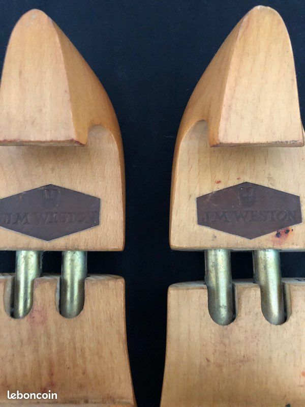 Embauchoirs J.M. Weston Pointure 41 - En Bois Pour Entretenir Tes Chaussures