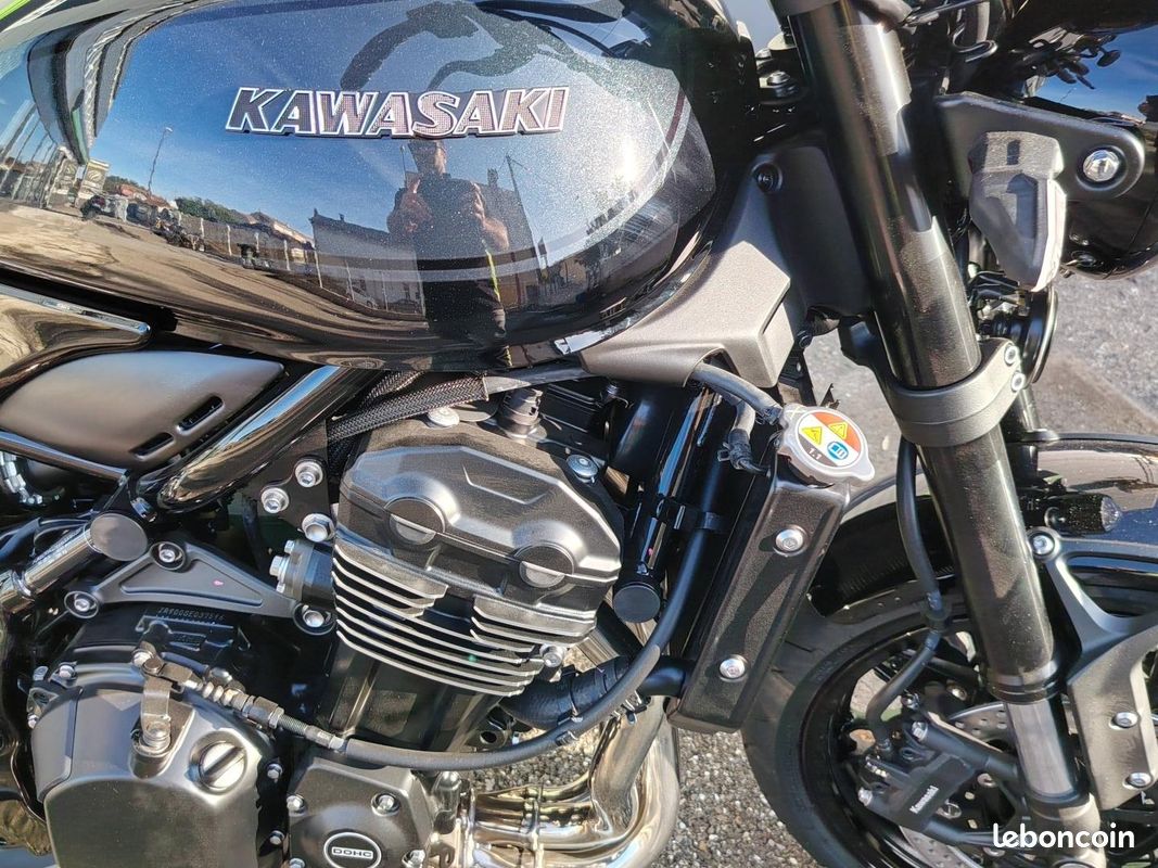 Kawasaki Z 900 RS Black Ball Edition 2026 1ER MAIN GAR 29/04/2030 (image 4)