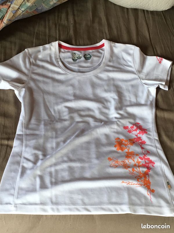 Teeshirt (image 1)