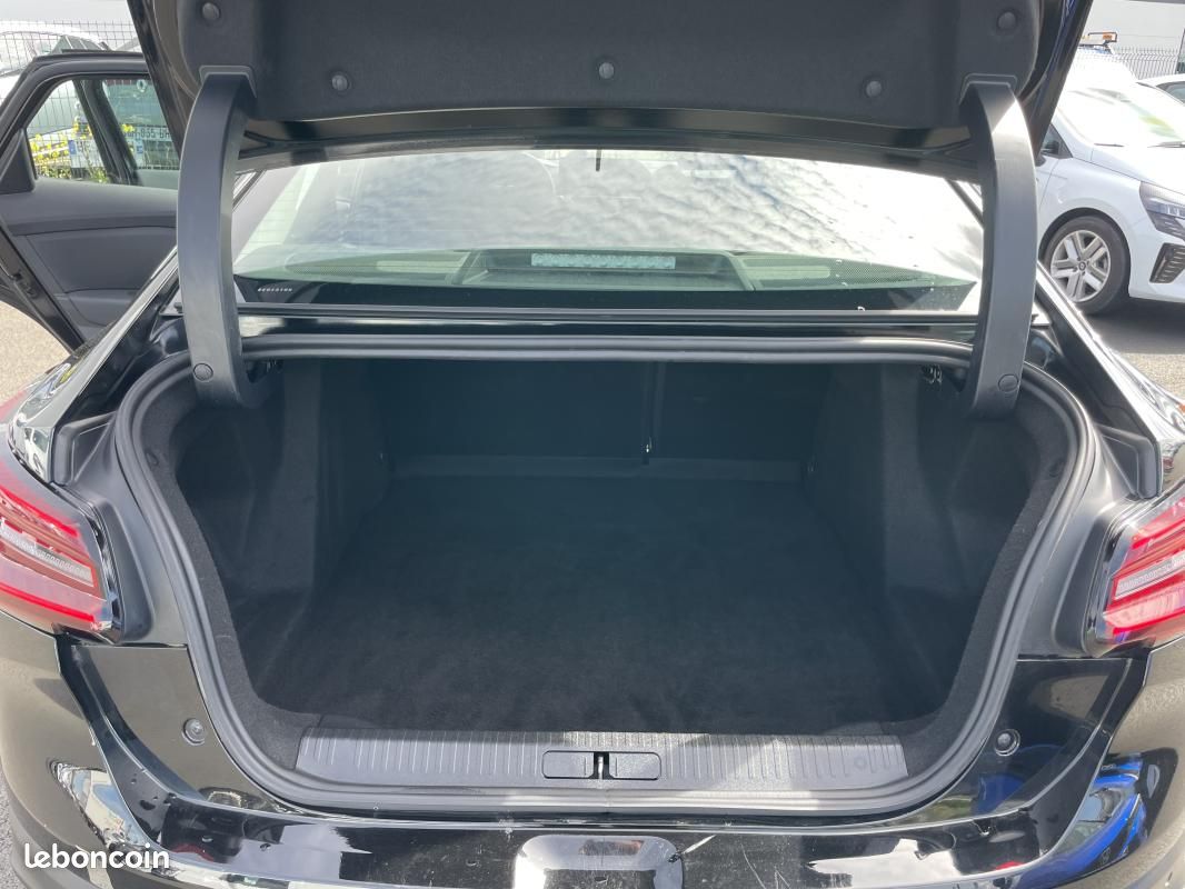 Citroën C4 X BLUEHDI 130 EAT8 PLUS (image 11)