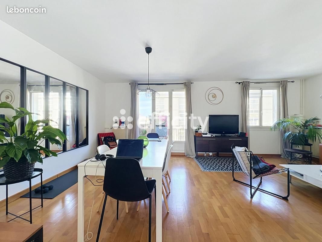 Appartement 4 pièces 73 m² · à Tours · 73 m² · 163 000 €