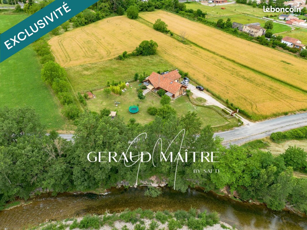 Maison 11 pièces 210 m² · à Saint-Affrique · 210 m² · 439 000 €