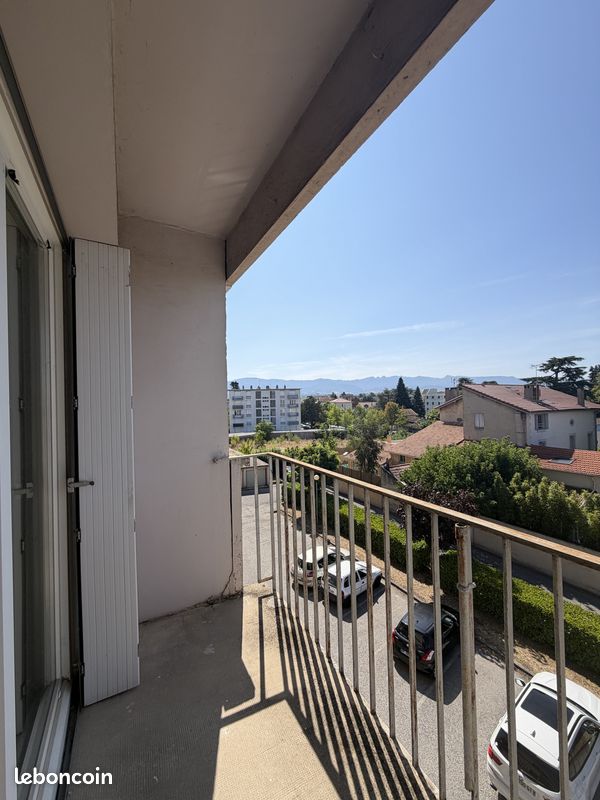 Appartement 2 pièces 53 m² · à Romans-sur-Isère · 53 m² · 82 600 €
