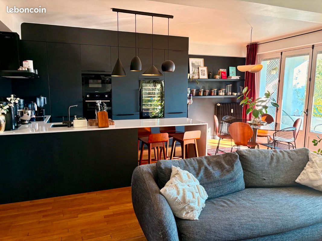 Parking 5 pièces 100 m² · à Dijon · 100,3 m² · 375 000 €