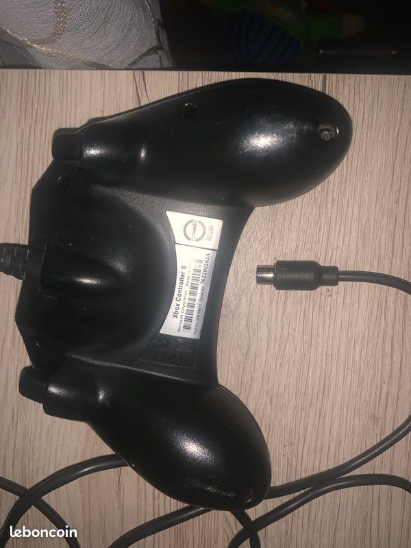 2 Manette Xbox premiere génération officiel (image 4)