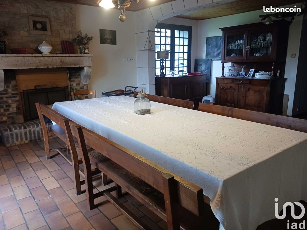 Maison 6 pièces 172 m² - Lhommaizé 86410 (image 2)