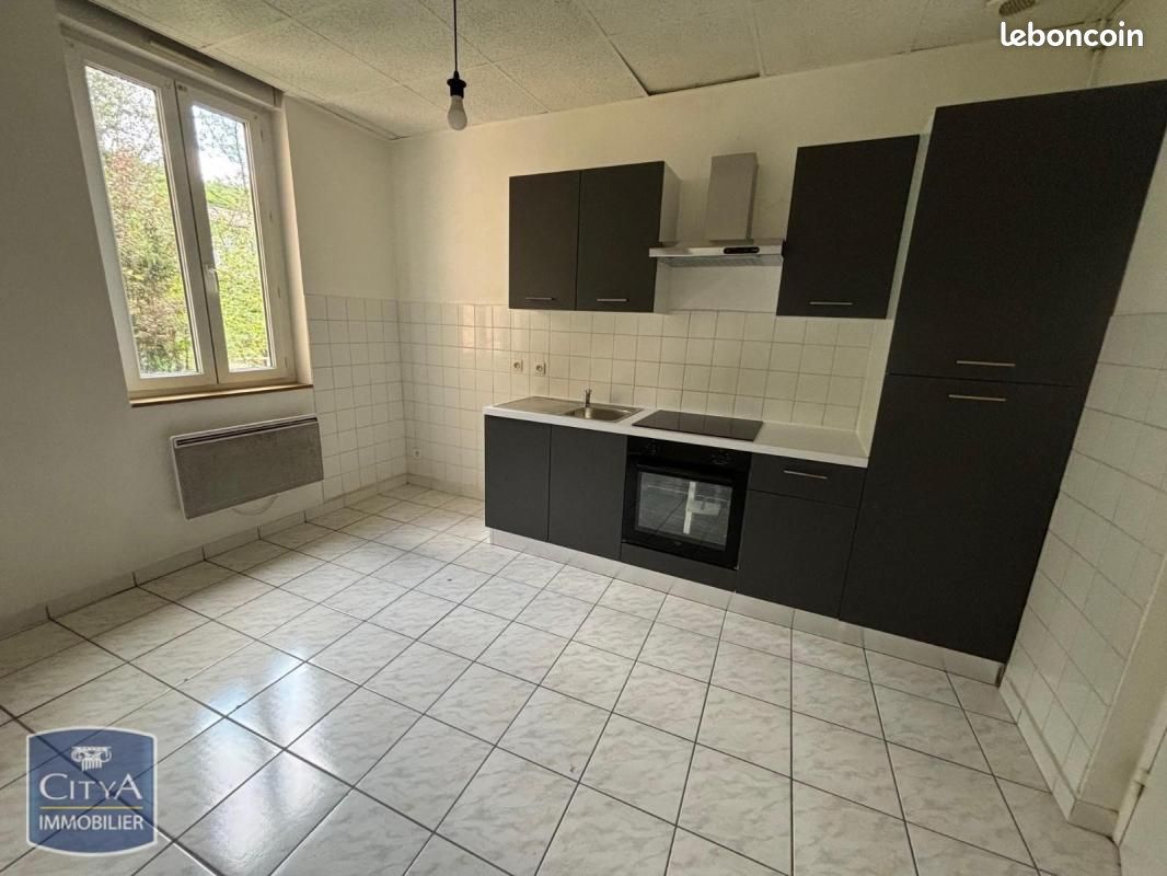 Appartement 3 pièces 72 m² · à Oyonnax · 72 m² · 633 €