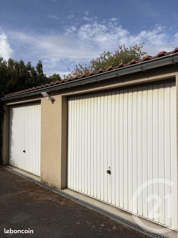 Parking 12 m² · à Montigny-lès-Metz · 12 m² · 90 €/mois
