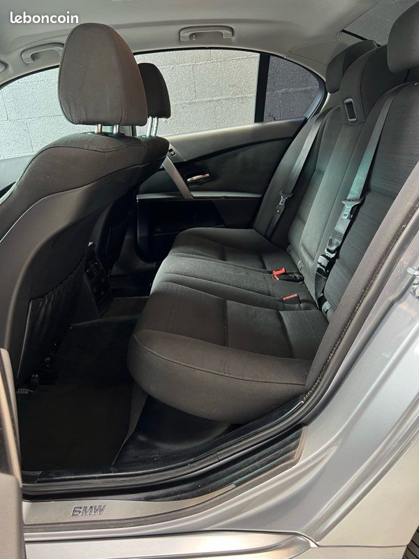BMW SÉRIE 5 523i 2.5 E60 177cv (image 7)
