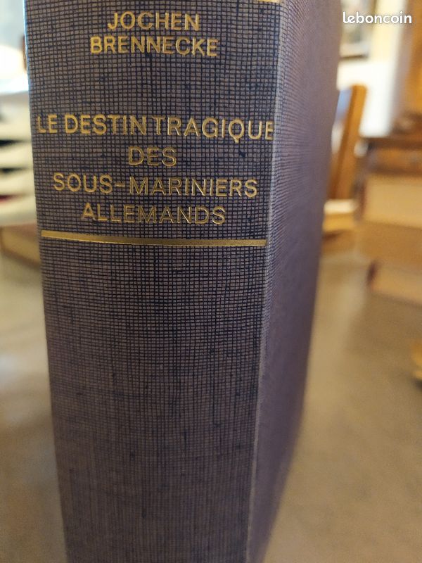 Le destin tragique des sous-mariniers allemands - Jochen Brennecke (image 1)