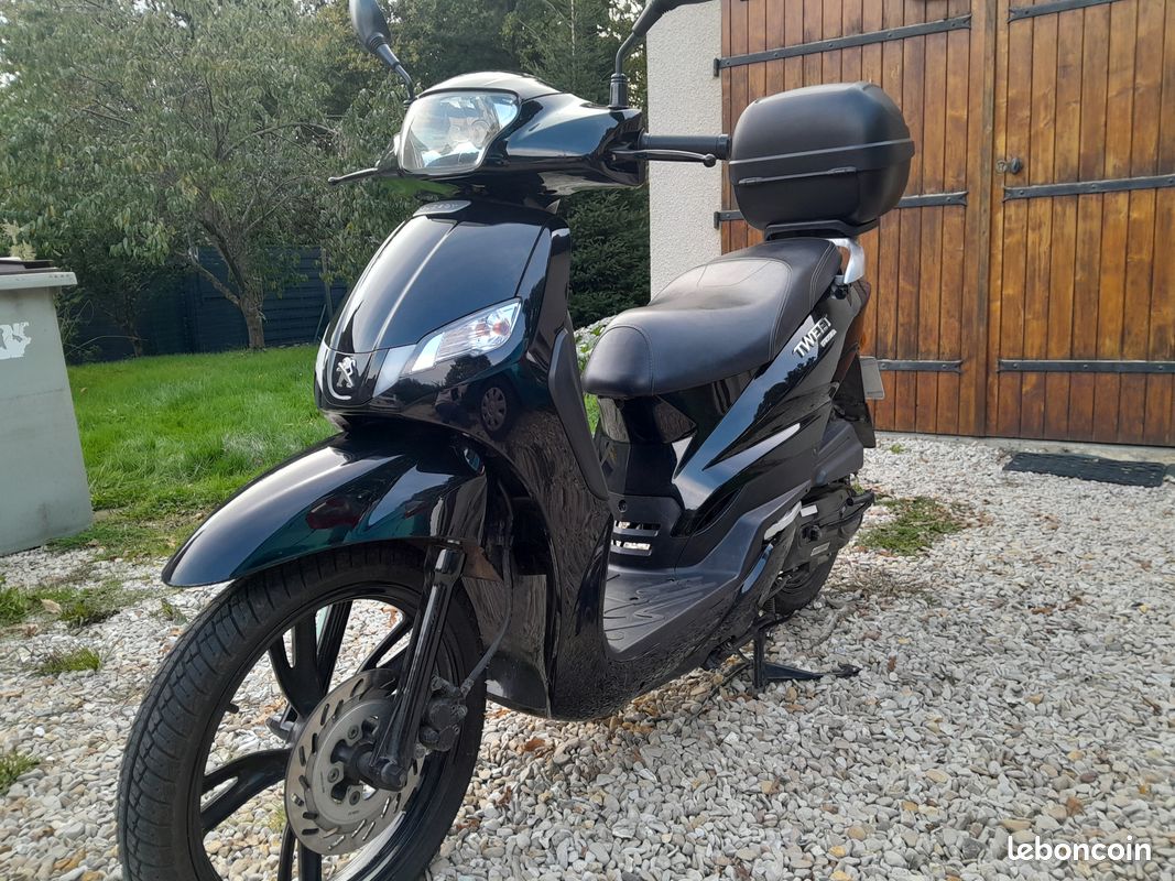 Scooter Peugeot Tweet 50 4T euro4 Motos