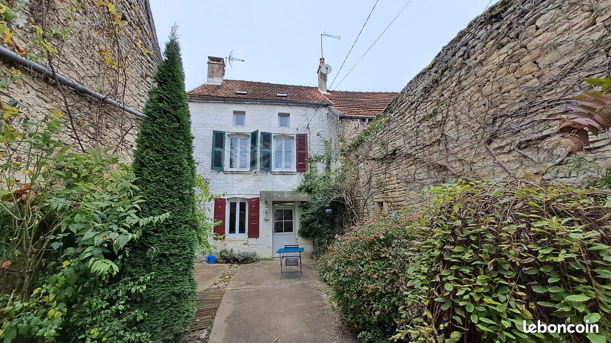 Appartement 3 pièces 60 m² · à Argentenay · 60 m² · 78 000 €