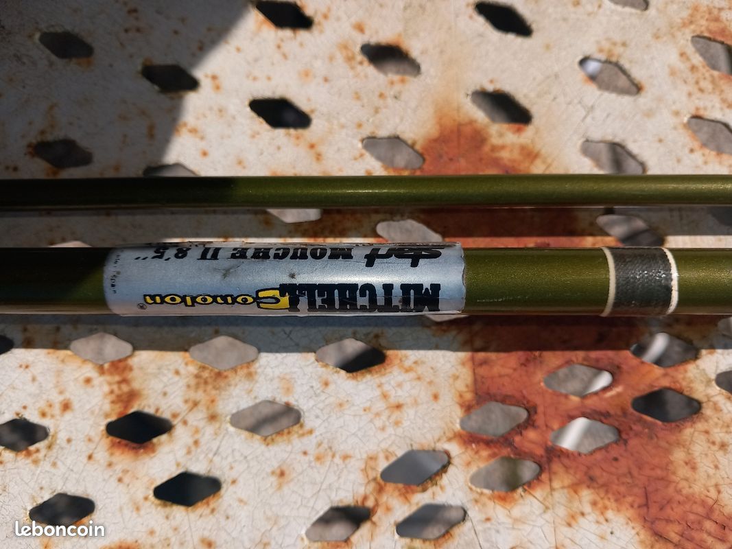 Un petit clin d'œil sur cette canne Mitchell en conolon de 8'6