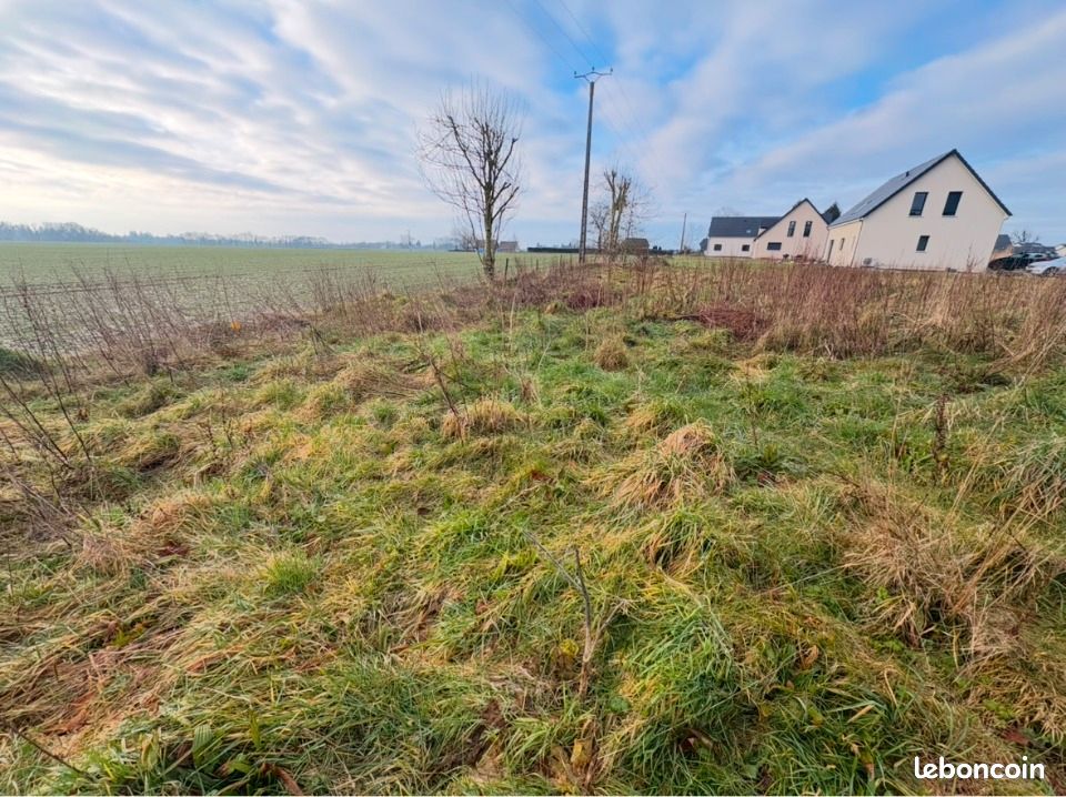 Terrain 847 m² · à Limésy · 66 000 €