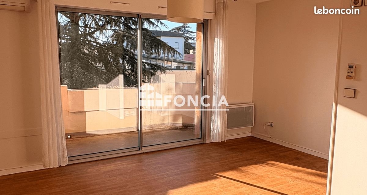 Appartement 1 pièce 29 m² · à Agen · 29 m² · 450 €/mois