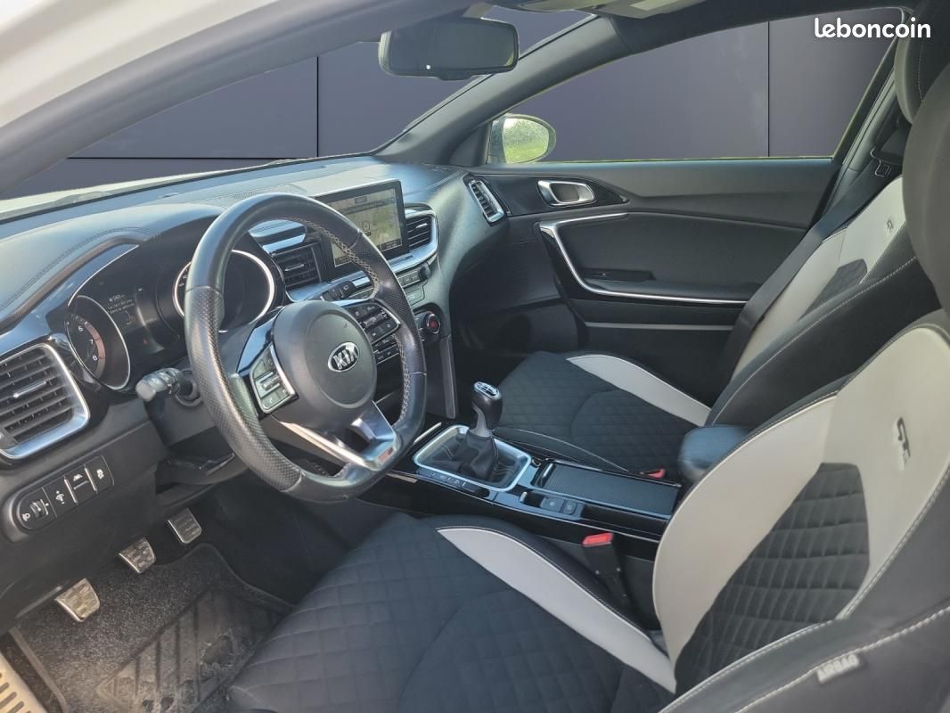 Kia ProCeed 1.0 T-gdi 120 Gt Line (image 9)
