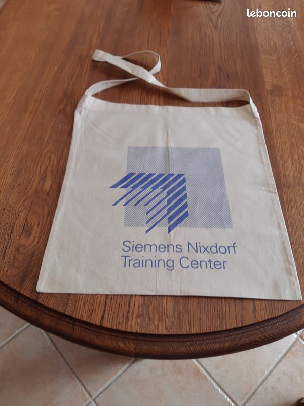 Pour les collectionneurs, lot de 6 tote bags coton (dont 1 fonction sac à dos) (image 2)