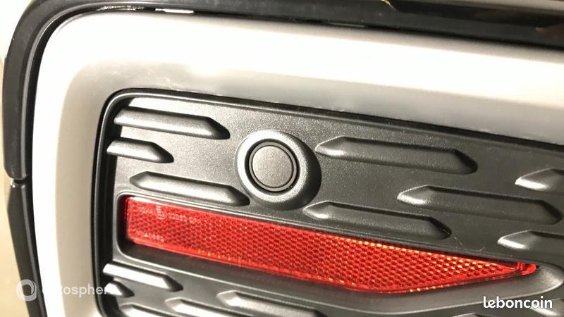 Audi Q2 35 TFSI 150ch Design S tronic 7 (image 21)