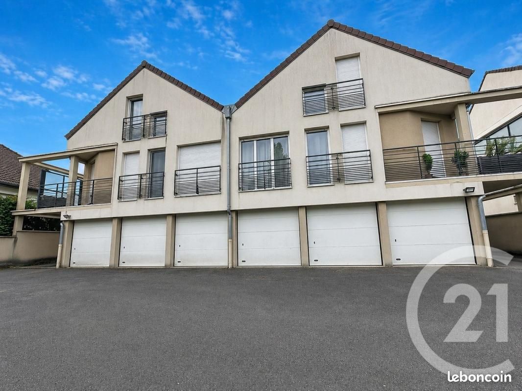 Appartement 3 pièces 54 m² · à Pontault-Combault · 54 m² · 240 000 €