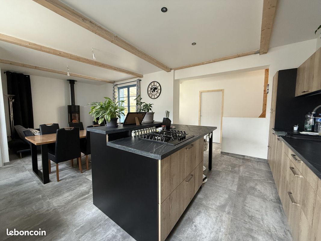 Maison a louer saumur - 5 pièce(s) - 110 m2 - Surfyn