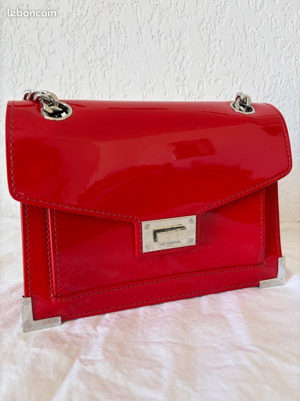 ❤️ The Kooples – Sac bandoulière en cuir verni rouge – État neuf (image 2)