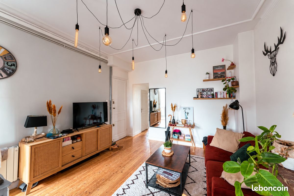 Appartement 2 pièces 54 m² · à Bordeaux · 54 m² · 1 150 €/mois