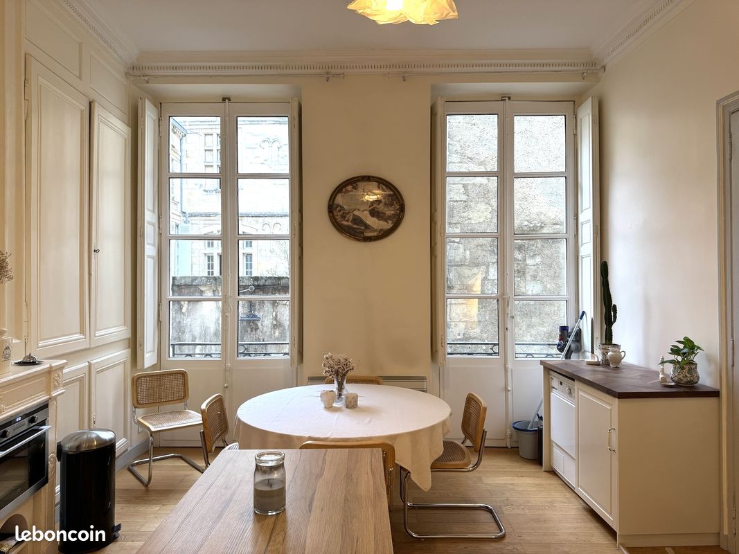 Appartement 3 pièces 52 m² · à Bordeaux · 52 m² · 284 000 €