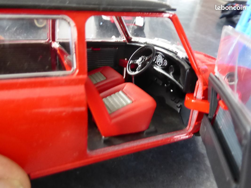 NOREV, MINI COOPER S 1964 rouge tartan avec drapeau sur le toit, échelle 1/64... EUR 5,90