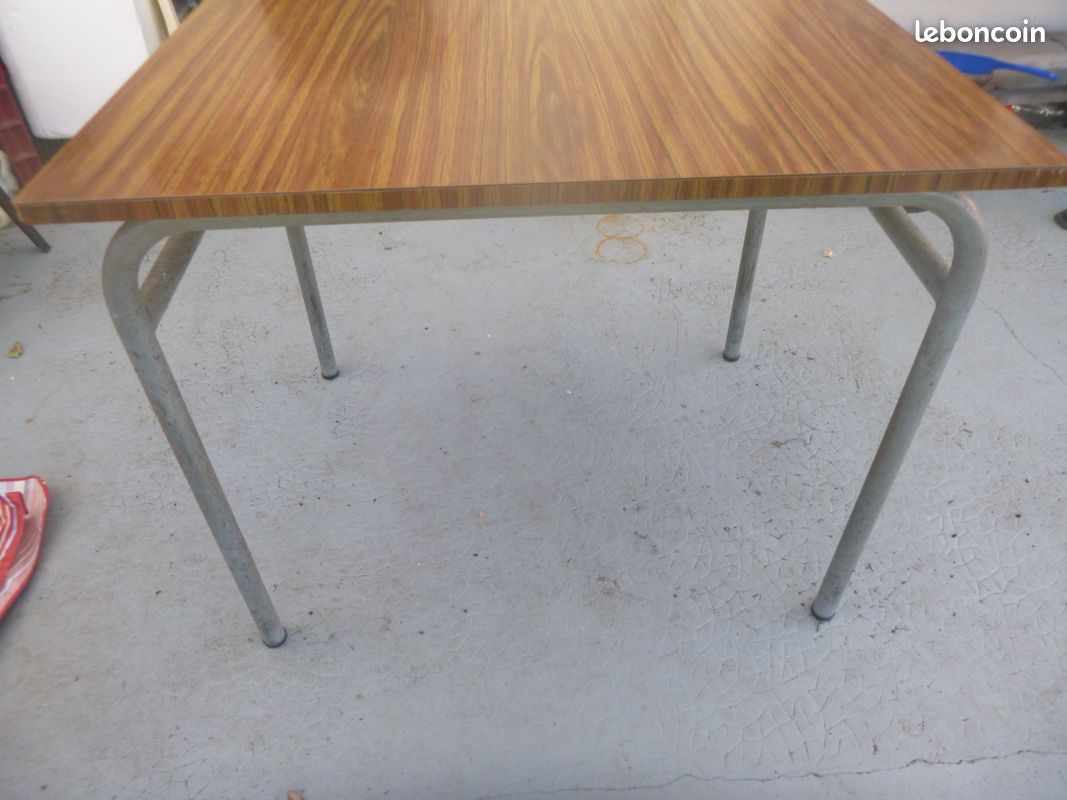 Table vintage plateau formica pieds métal (image 3)