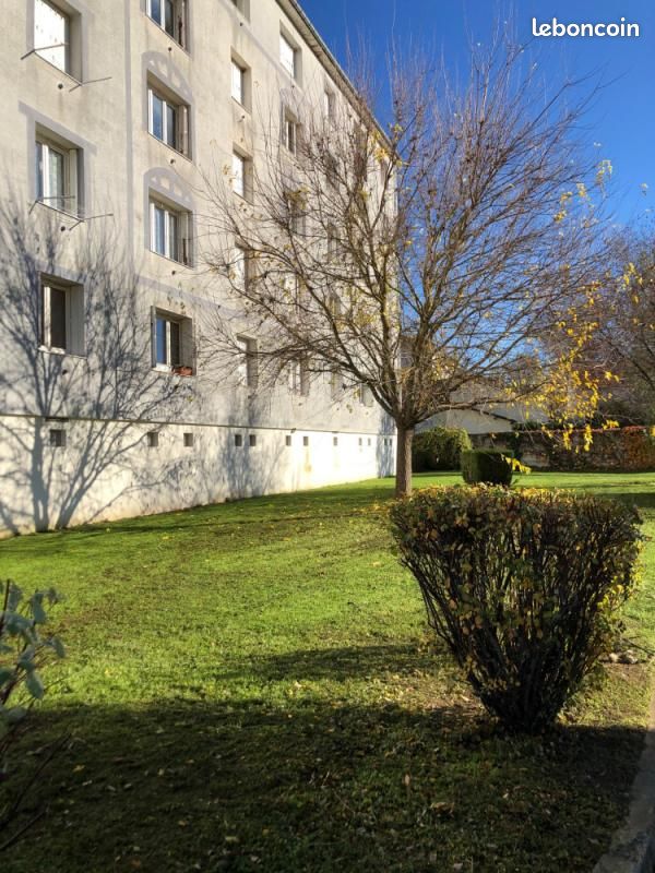 Appartement 3 pièces 63 m² · à Bar-sur-Aube · 63 m² · 385 €/mois