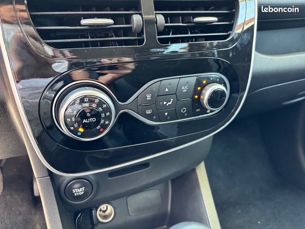 RENAULT CLIO IV dCi 90 eco2 Limited 90g (image 30)
