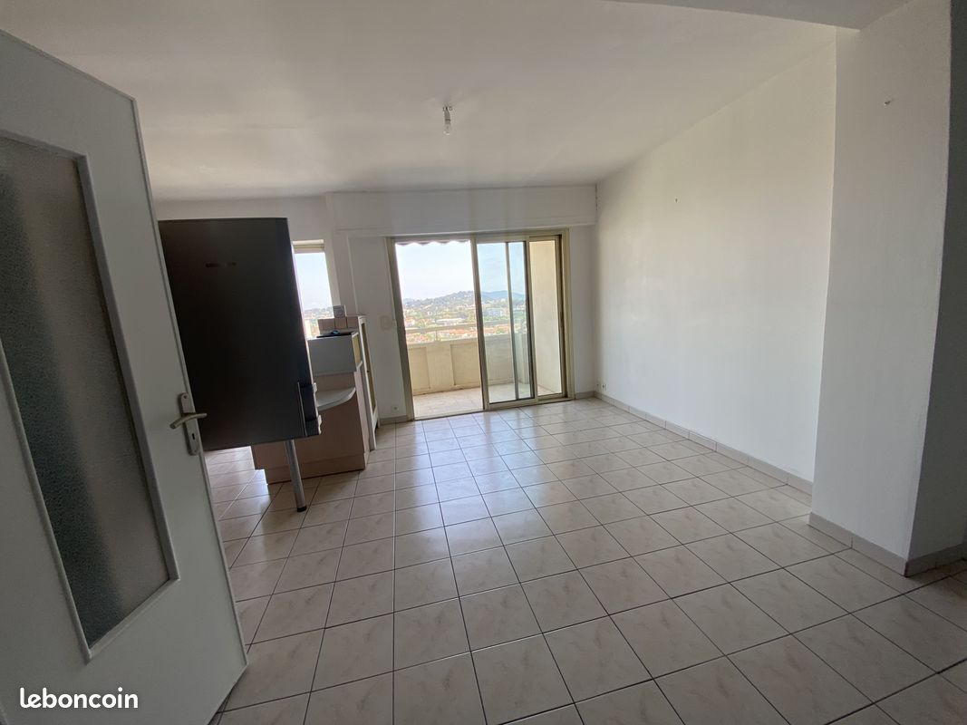 Appartement a louer toulon - 3 pièce(s) - 68 m2 - Surfyn