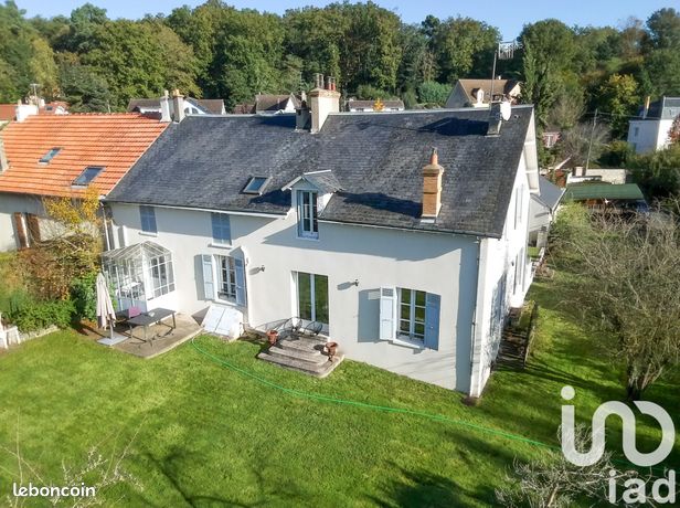 Maison 11 pièces 375 m²