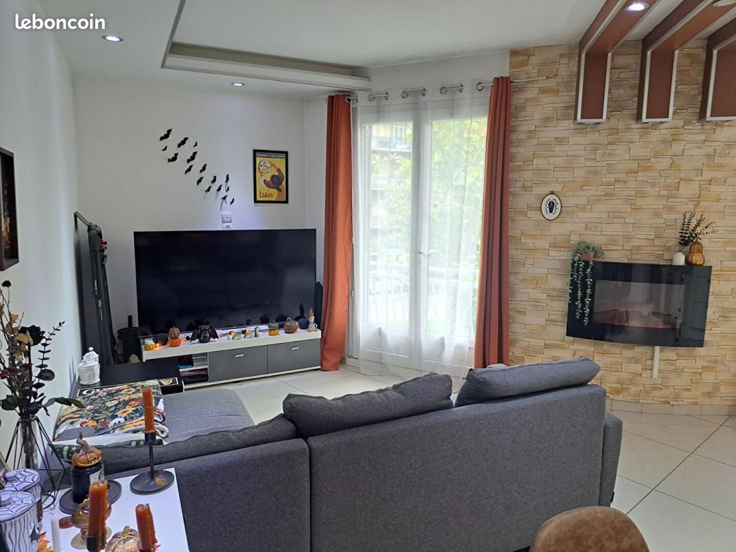 Appartement 3 pièces 61 m² · à Grenoble · 61 m² · 185 000 €