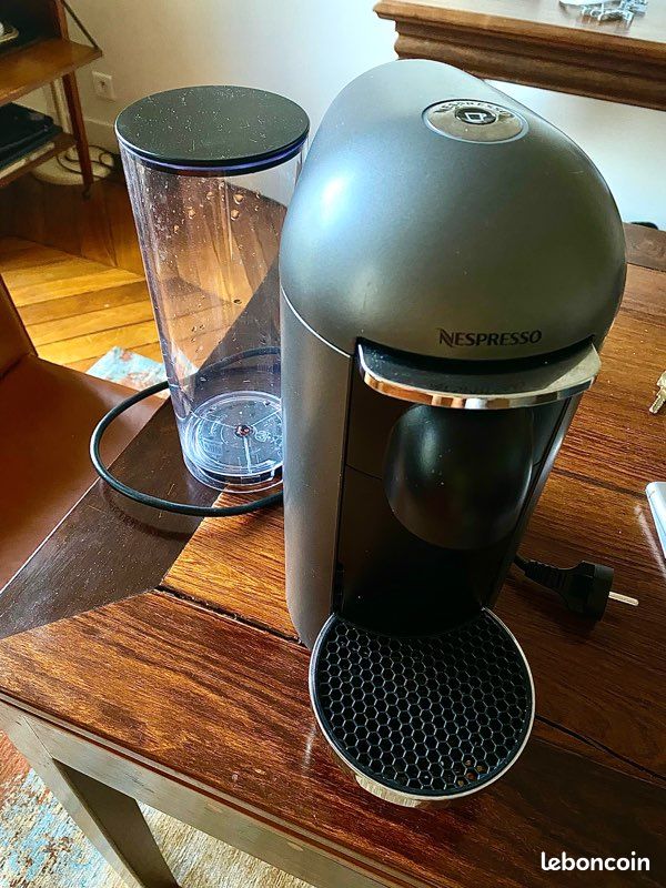 Machine à café Nespresso (image 1)