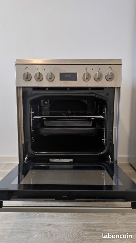 Cuisinière (image 1)