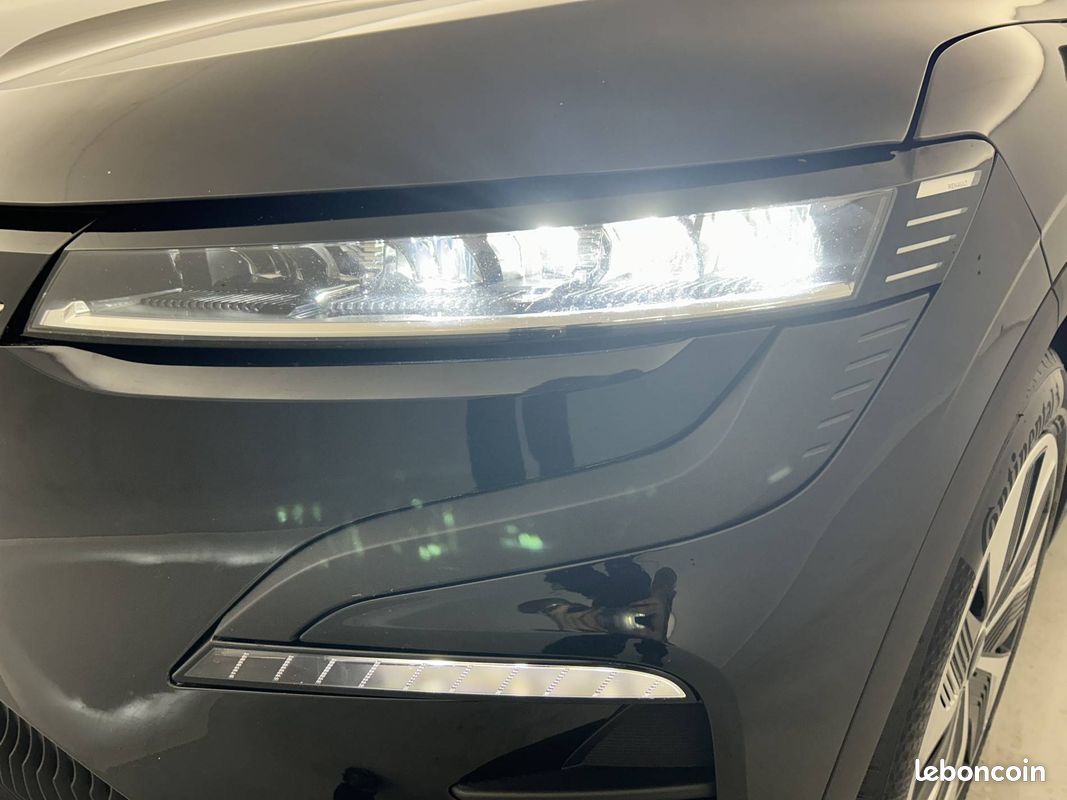RENAULT Megane E-Tech EV60 130ch optimum charge Evolution ER (image 26)