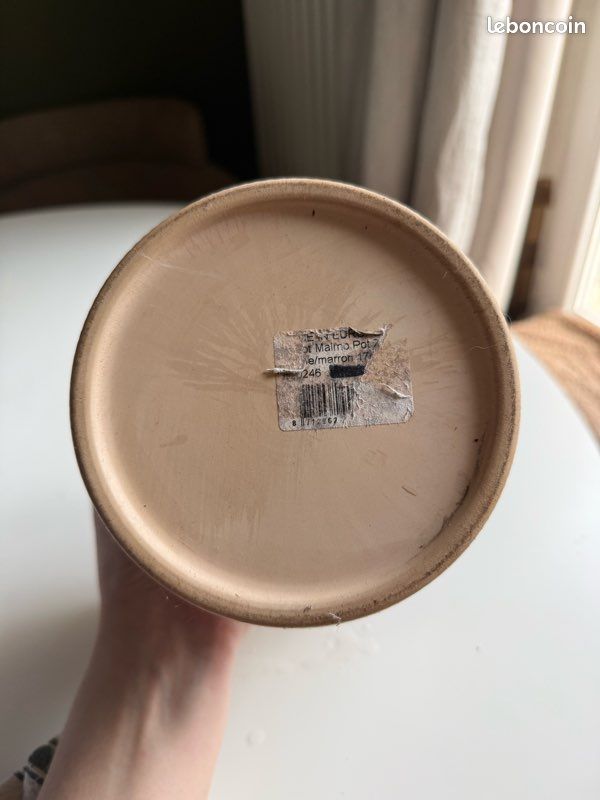 Cache pot (image 5)
