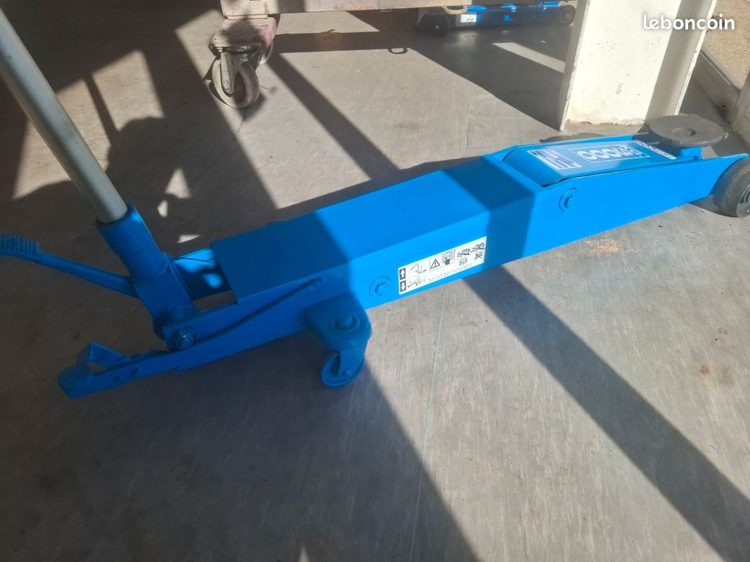Cric 3t OMCN neuf (image 1)