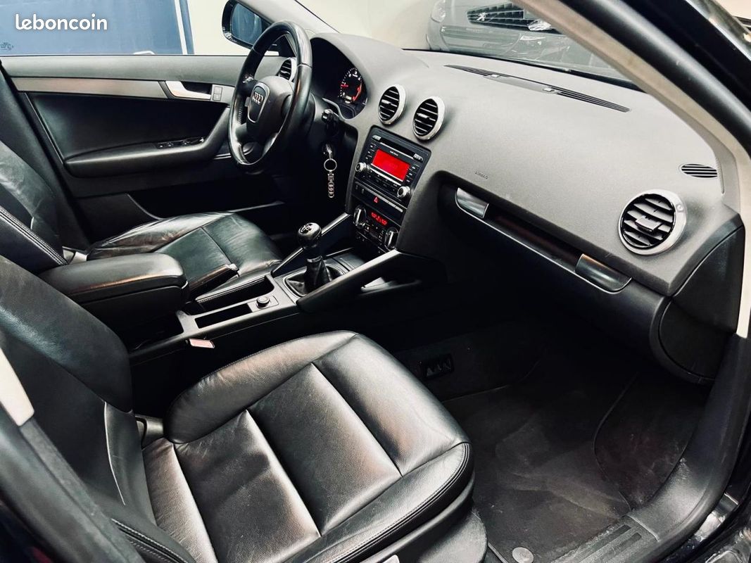 AUDI A3 SportBack 1.6TDI 105CH Ambition Luxe - GARANTIE 12 MOIS (image 13)