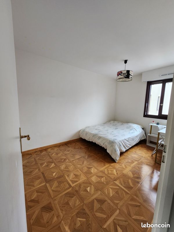 Appartement 4 pièces 93 m² · à Annemasse · 93 m² · 680 €