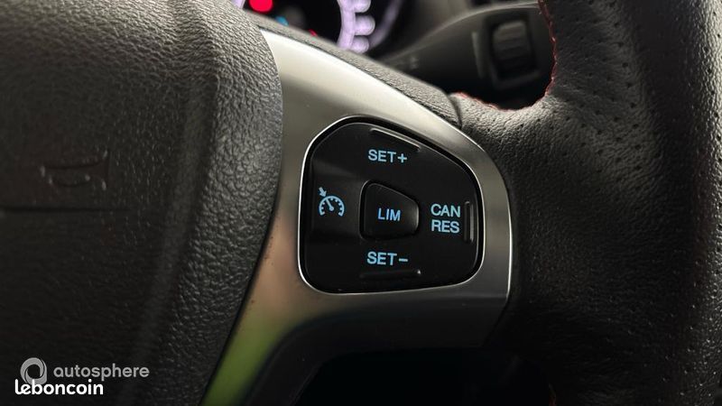Ford Transit Courier Véhicule utilitaire ou Société 1.5 EcoBlue 100ch Active (image 26)