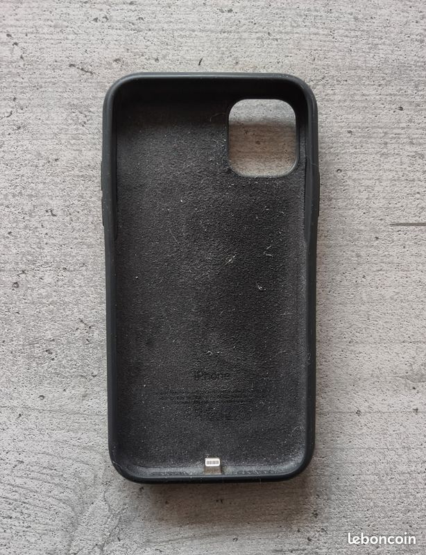 Smart Battery Case Officielle Apple pour iPhone 11 - Gris Anthracite (image 1)