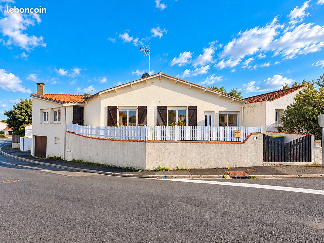 Maison 3 pièces 89 m² · aux Sables-d'Olonne · 89 m² · 180 000 €