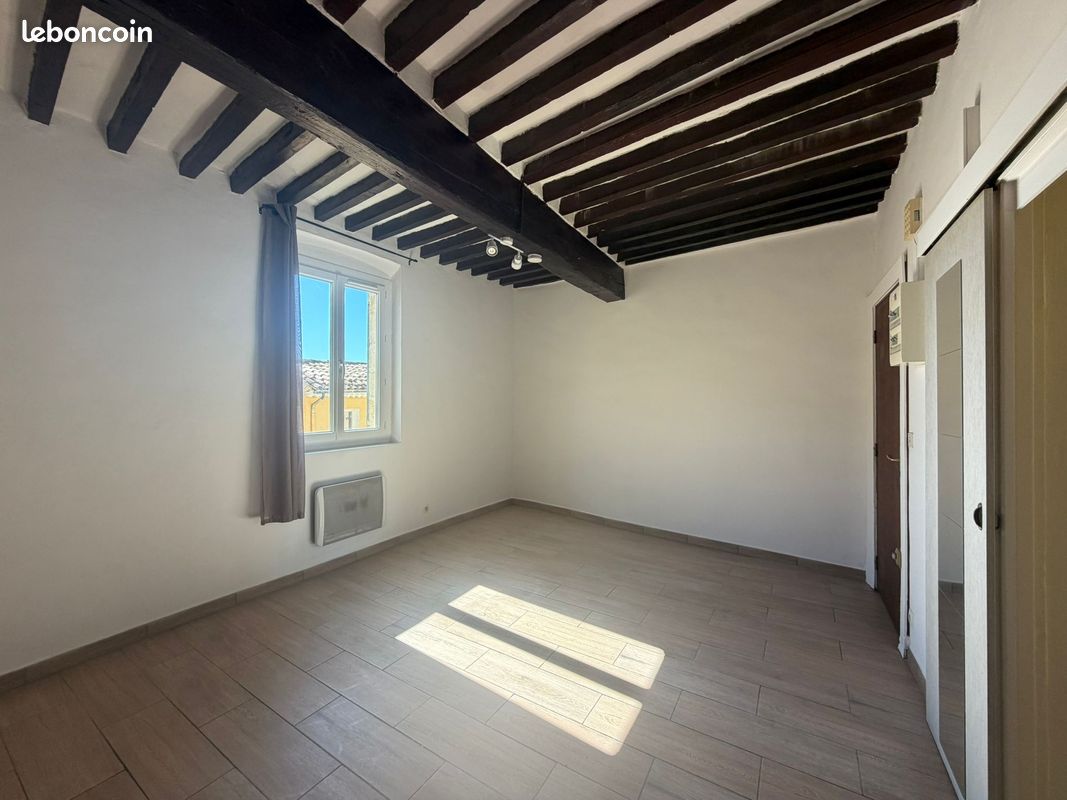 Appartement 1 pièce 23 m² · à Lambesc · 23 m² · 440 €/mois