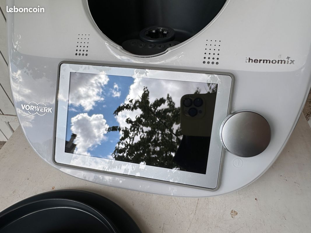 Thermomix TM6 avec tous ses accessoires (varoma, fouet, notices...) Facture avril 2020 (image 9)