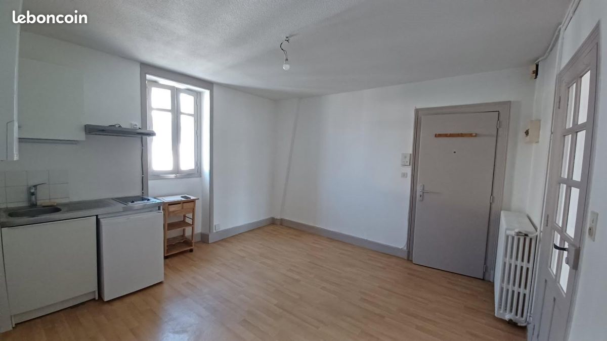 Appartement 2 pièces 30 m² · à Brive-la-Gaillarde · 30 m² · 395 €